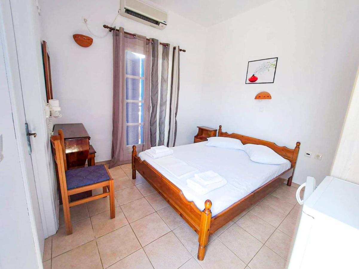 Hotel Sifneiko Arxontiko Fáros Habitación foto